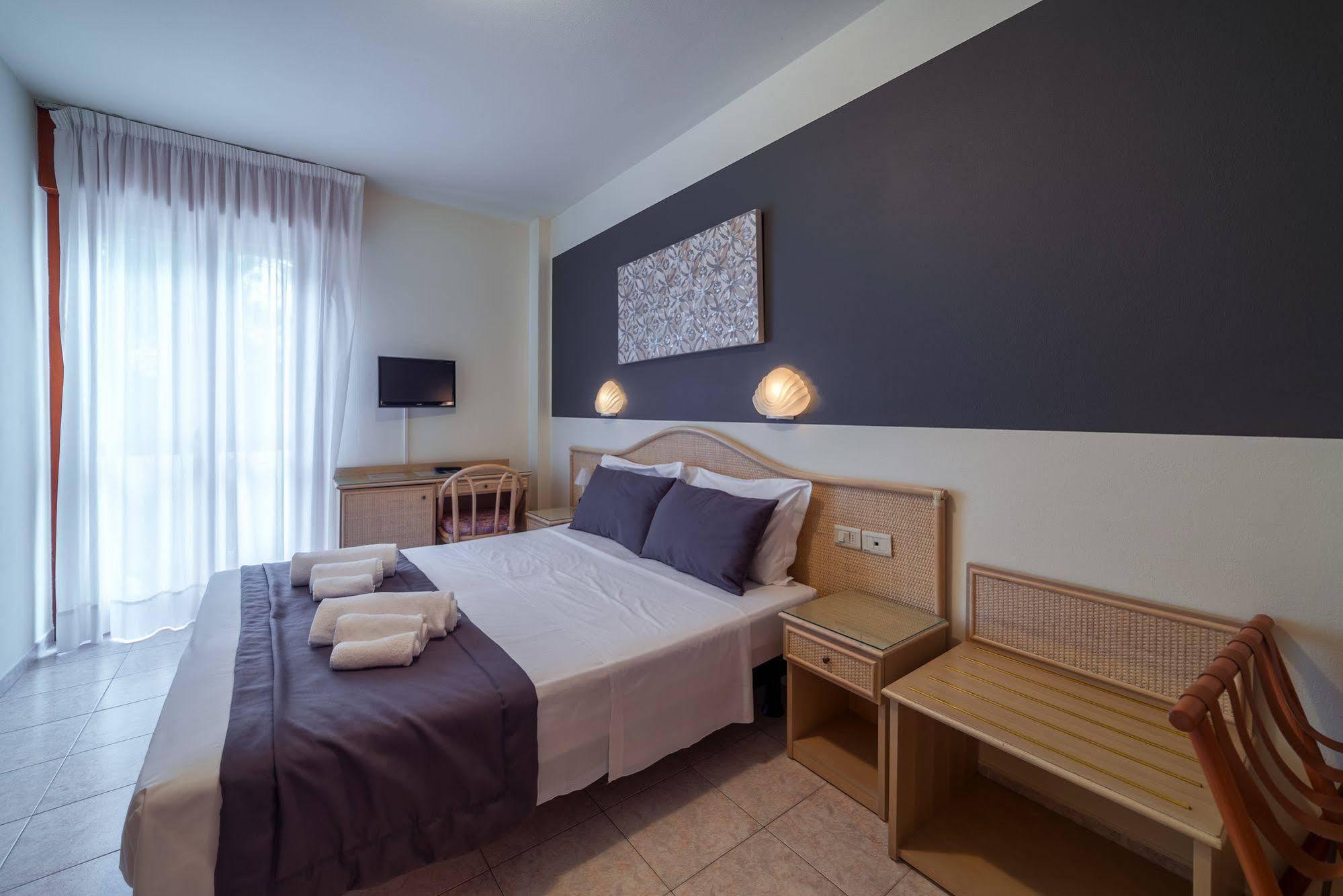 Hotel Airone (Adults Only) 比比翁 外观 照片